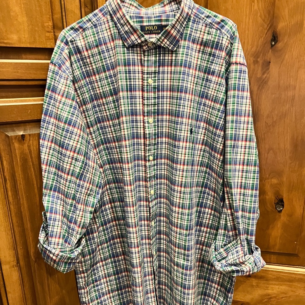 Polo Long Sleeve casual button down shirt. Size 3XLT/3TGL.
